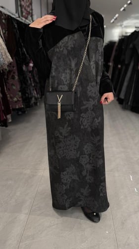 عباية D719-شتوية قماش شامواه طبعات مع مخمل - اسود