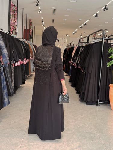 عباية D996 - بليزر بقماش كريب ملكي بفصوص - اسود