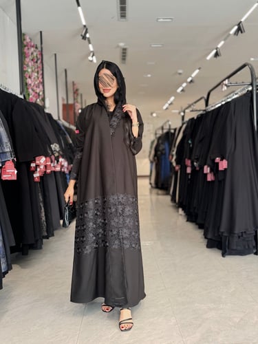 عباية D5002 - نص كلوش بقماش بليزر بكلفة دانتل بالن...