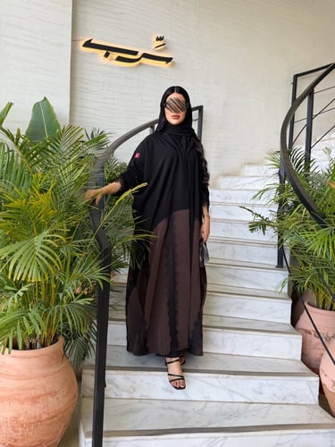 عباية D5044 - بقماش كوبرا خفيف مع حرير مغسول نص بش...
