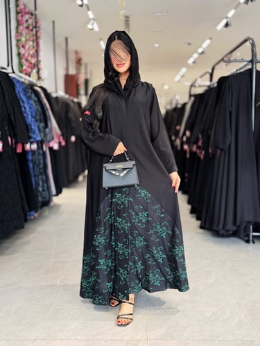 عباية D940 - قماش بلاك بيري مع دانتيل مبطن - اخضر