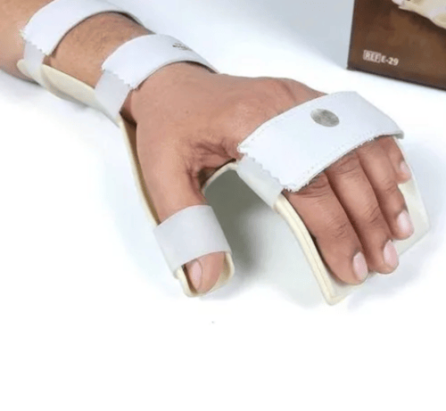 تينور دعامة جبيرة اليد TYNOR E 29 HAND RESTING SPL...