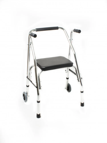 مشاية مع كرسي للأطفال