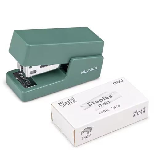 دباسة صغيرة وعملية 3×6 سم لون أخضر