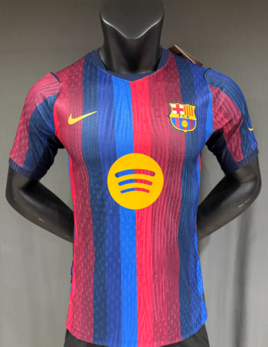 تيشيرت برشلونة أساسي 2026/27 – نسخة لاعبين