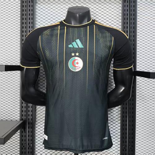تيشيرت منتخب الجزائر نسخة لاعبين 2026