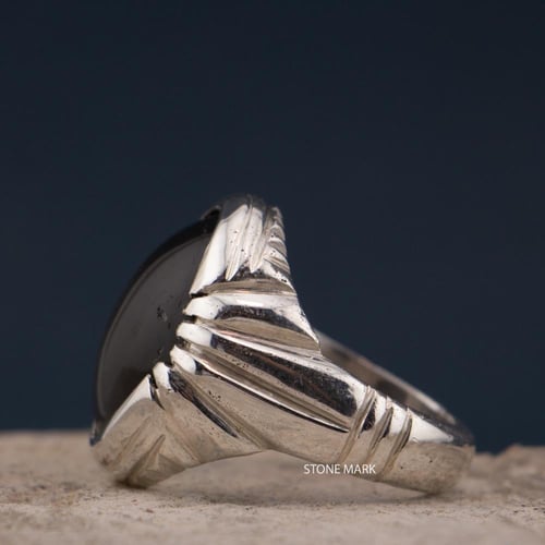 خاتم حجر عين الملكة