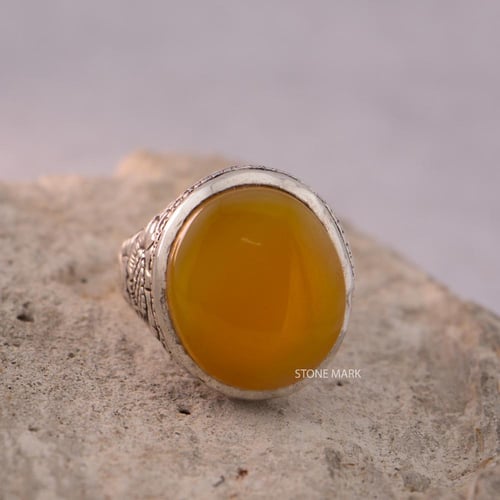 خاتم عقيق أصفر بصياغة عرفان