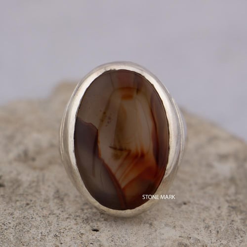 خاتم جزع مصور بصياغة عرفان