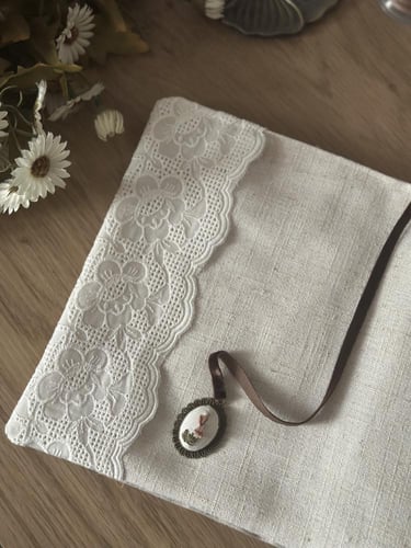 تلبيسة مصحف زهور الفانيلا