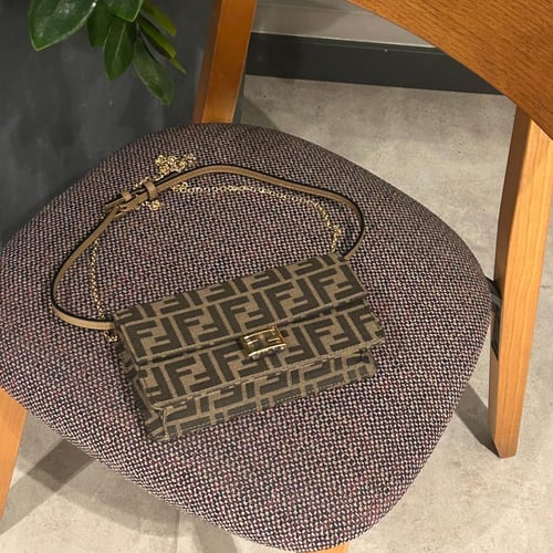 فندي والت أون تشين باقيت