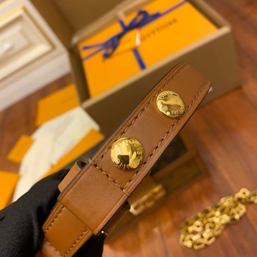 Dauphine MM لويس