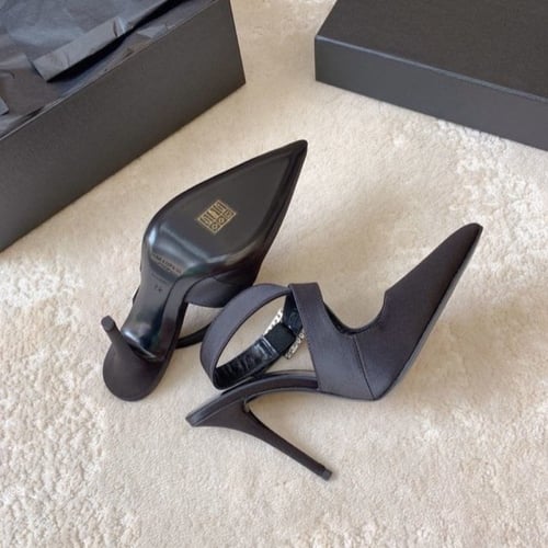 هيلز سان لوران