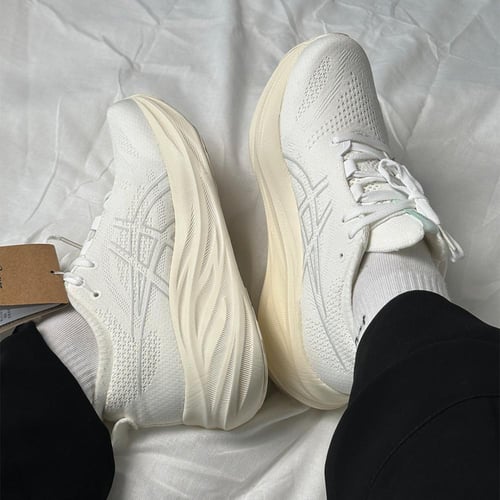" GEL-NIMBUS 26 " WHITE