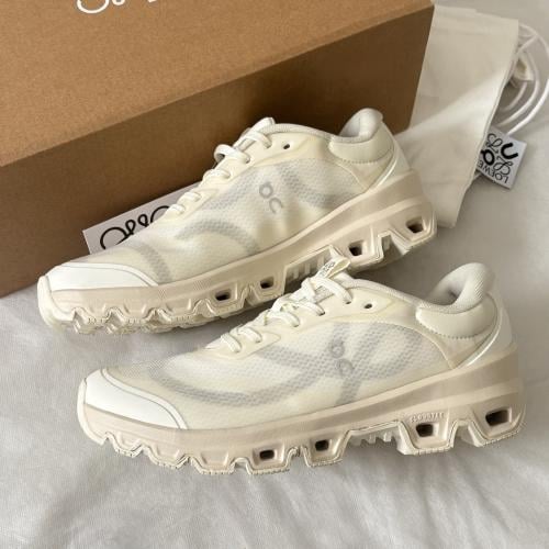 Loewe x On Cloudventure ivory