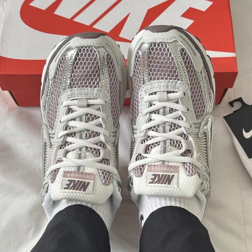 Vomero 5 "Platinum Violet