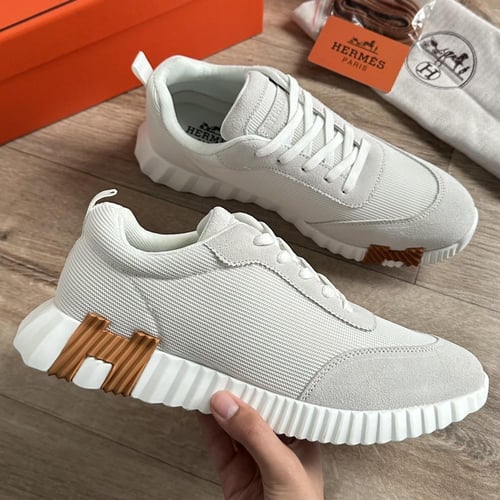 "Bouncing Sneaker "White