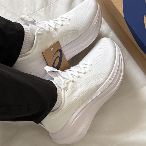 GEL-NIMBUS 28 ‘ White