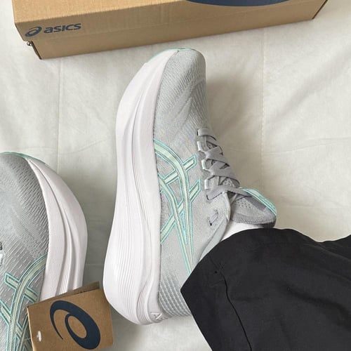 GEL-NIMBUS 27 Piedmont Grey