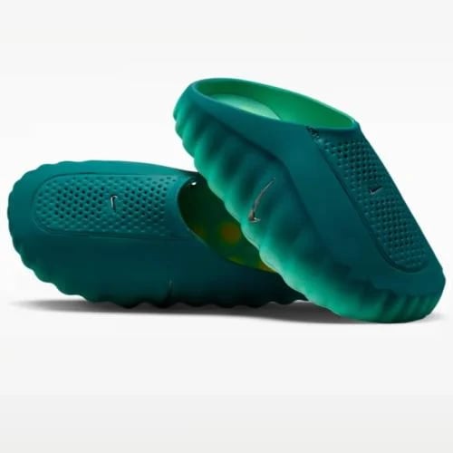 Nike Mind 001 “ green”