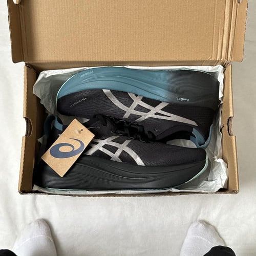 Gel Nimbus 27 Lite Show 'Black Clay Grey Blue'