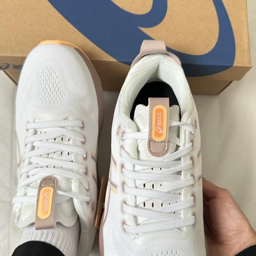 GEL-KAYANO 32 ' Brown beige