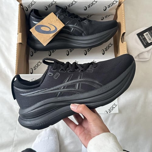 GEL-NIMBUS 28 ' Black