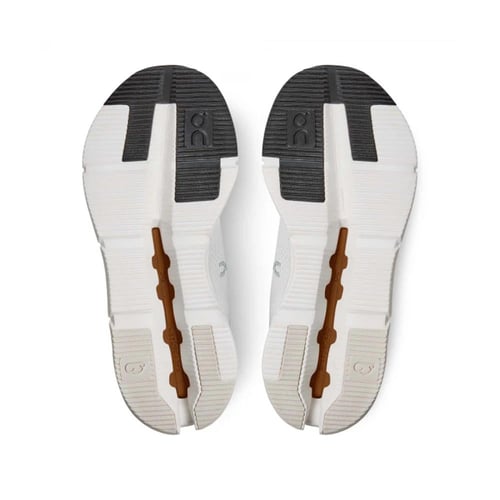 On Running Cloudnova