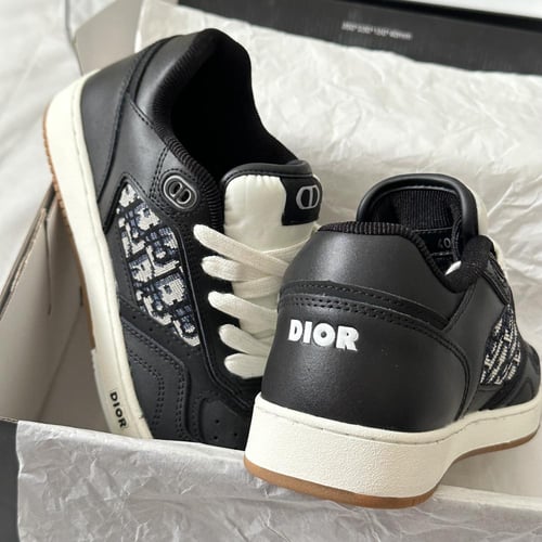 حذاء Dior