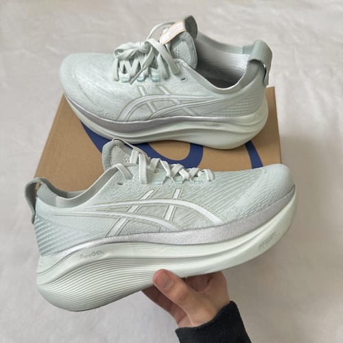 GEL-NIMBUS 27 Pure Aqua.