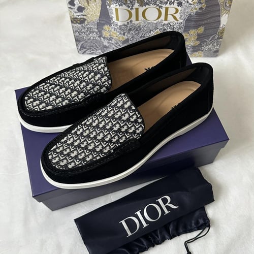 dior اسود