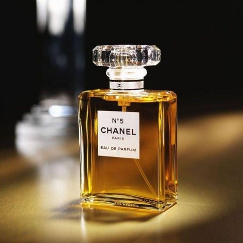 شانيل N5 أو دو بارفيوم