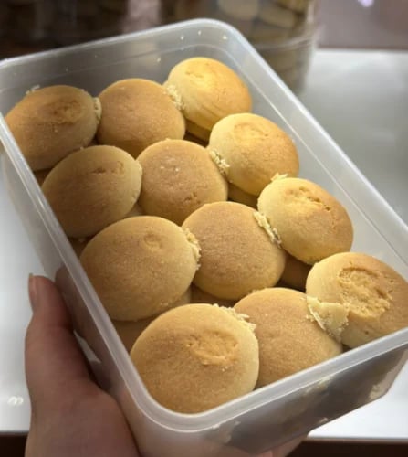 غريبة المدينة باللوز