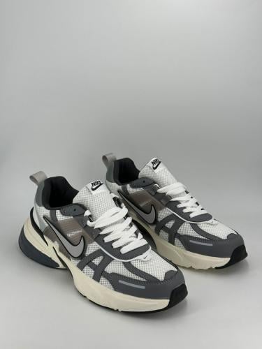 حذاء نايكي V2K run