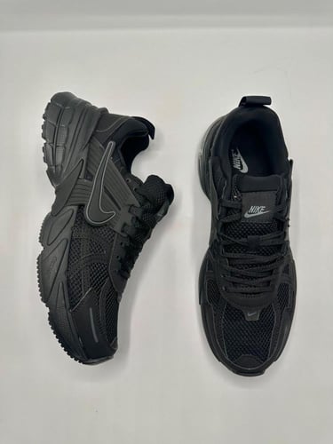 حذاء نايكي V2K run