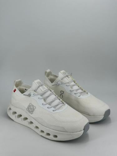 On Running x Loewe CloudTilt