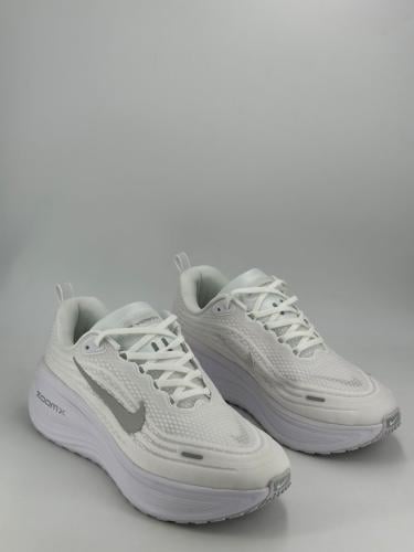 حذاء نايك زوم اكس Nike zoom x