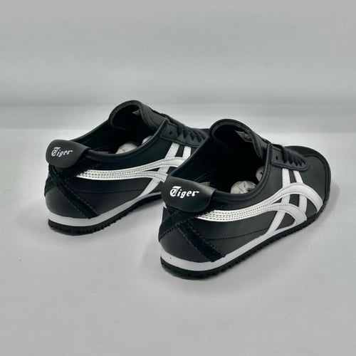 ONITSUKA TIGER