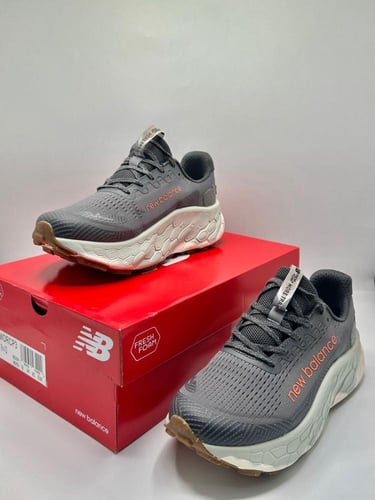 حذاء جري نيوبالانس فريش فوم x تريل مور V3