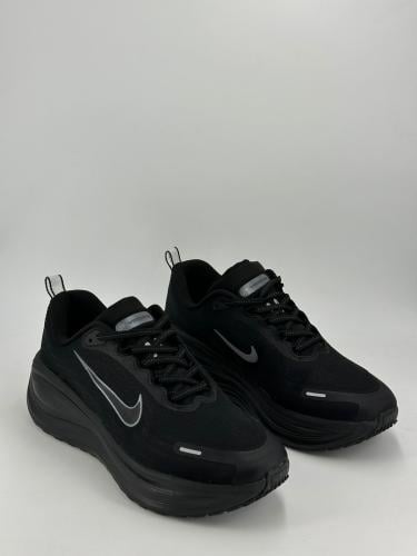 حذاء نايك زوم اكس Nike zoom x