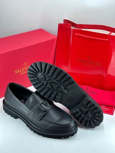 حذاء Valentino رسمي