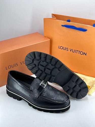 حذاء LV Loafers رسمي