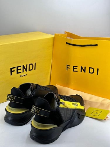 حذاء Fendi Flow
