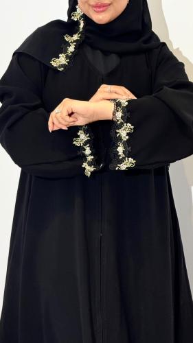 ERA22 عبايات سوداء راقية