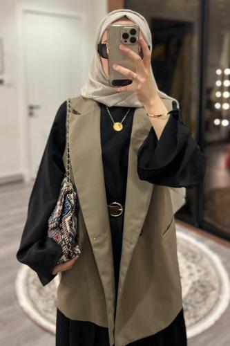 فيست باللون البيج وبدون أكمام