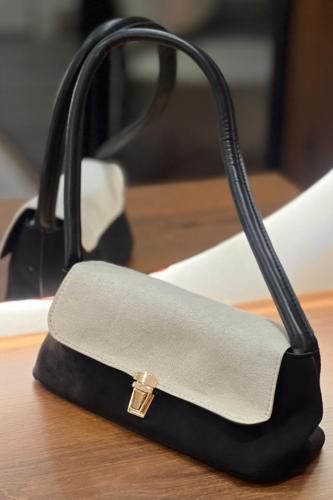 شنتة مخمل باللون الأبيض والسكري