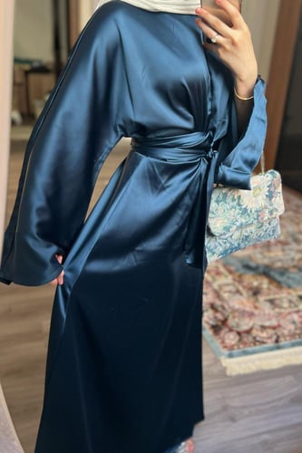 فستان ساتان بترولي