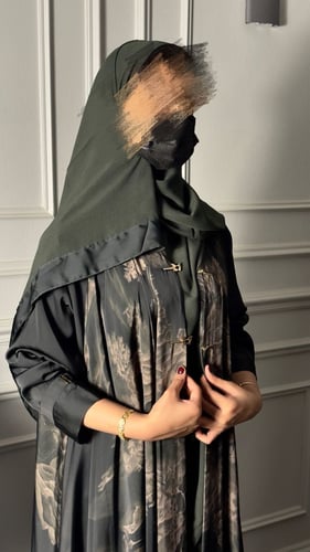 Khawla's abaya