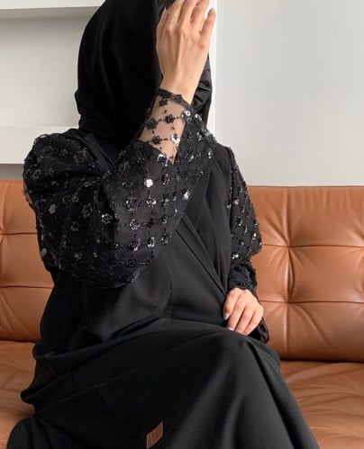 عبايه بكم شك