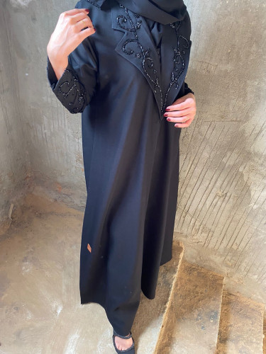 عباية لمار ياقه شك